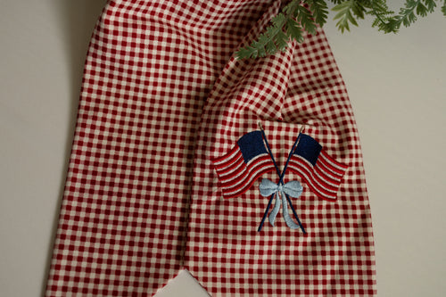 Patriotic Gingham Wreath Sash with Embroidered American Flags